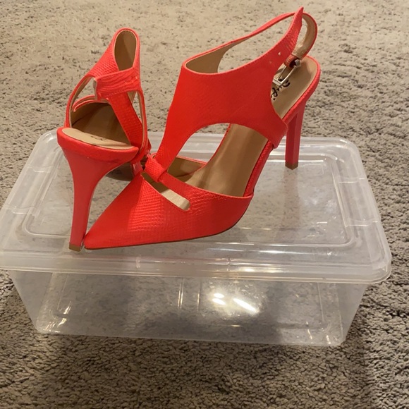 High heels shoes - Picture 3 of 3